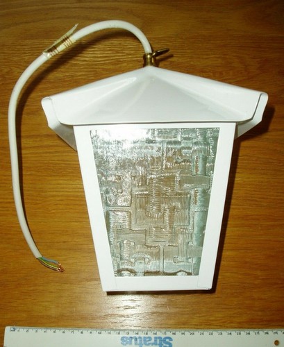 White hanging carriage - hanging,