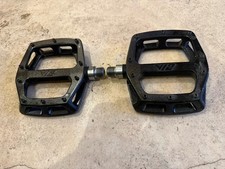 DMR V12 Galaxy Pedals 