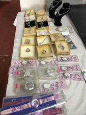 JOB LOT OF EQUESTRIAN THEMED