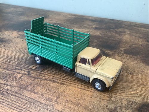 Corgi 484 dodge kew - 'dodge,