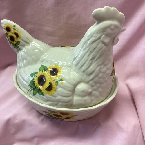 Vintage chicken with chick - chicken,