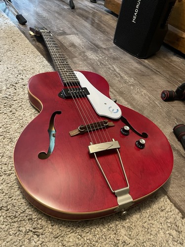 Epiphone by - welcome),
