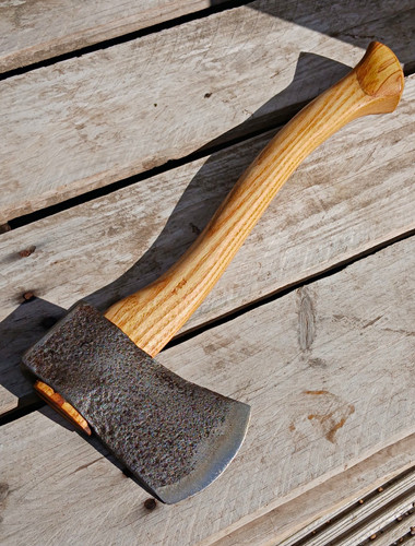Vintage axe - ,