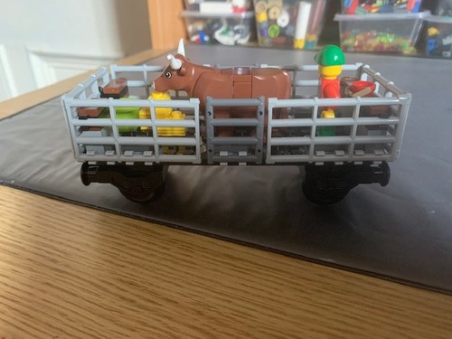 Lego cargo train 60052 cattle - train,
