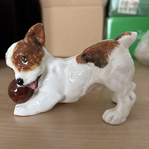 Royal doulton figurine - doulton,