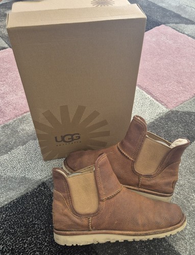 Womans ugg petra short boots - petra,