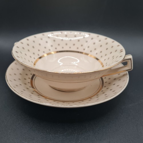 Maddock bouillon cup and - cup,