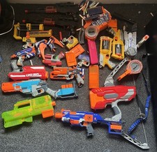 Nerf Collection 17 Guns plus accessories and bullets