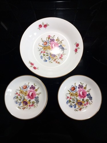 Royal worcester fine bone - royal,