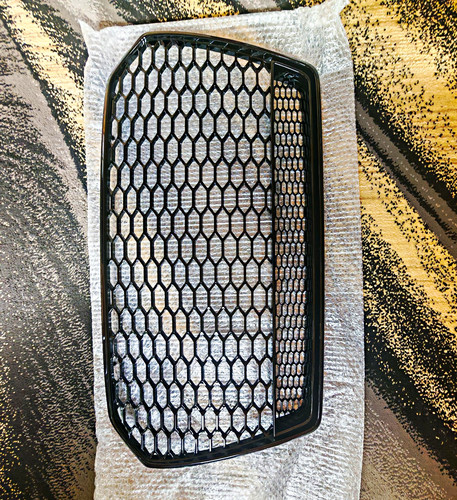 Front honeycomb grill rs6 - front,