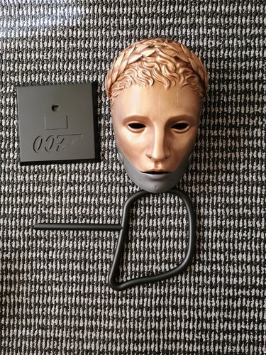007 first light collector - 007, collector’s