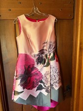 Ted Baker London Size 4 (US