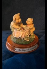 Leonardo Collection Tea Party Pig Figurine Ornament Vintage Collectable