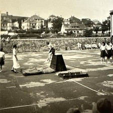 VINTAGE PHOTO women’s