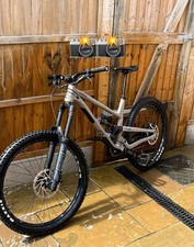 Commencal Clash 2024 