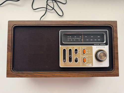 Vintage zenith r425 fm - vintage, am/fm