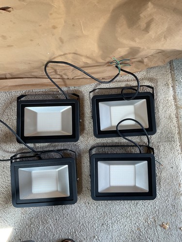 Tamlite 100w security spot - security,