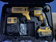 Brushless DCF620D2K Collated Drywall Screwdriver with T Stak Box and Accessories