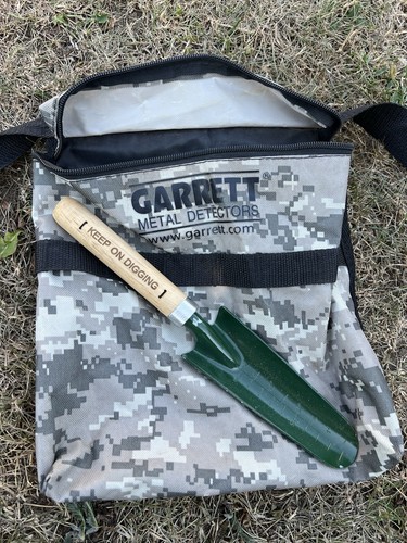 Metal detecting trowel - metal, /