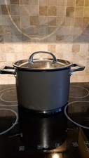 Circulon Stock Pot 8 Qt Non