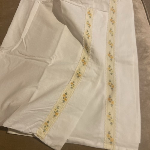 Pair white vintage pure - pair,