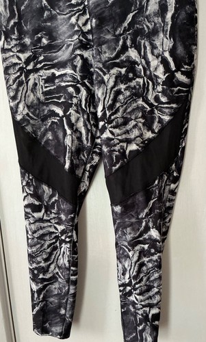 Pair souluxe size 16 black - ,