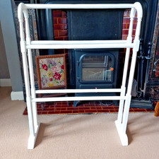 Vintage Towel Rail Wooden Free Standing Slim Stand Rack Pine Painted White