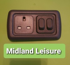 CBE 240v 3PIN 13A plug Socket