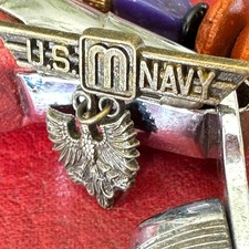 US M Navy Pin Badge WWII Merchant Navy Medal Eagle Symbol 1940s Bronze Color