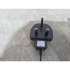 Samsung ATADM10UBE Travel Adapter Charger Black 5-V 0.7-A for D800 & D900 Phones