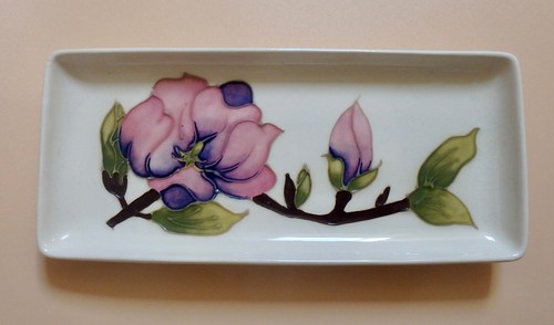 Moorcroft magnolia rectangular - magnolia,