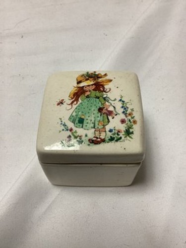 Holly hobby porcelain trinket - holly,