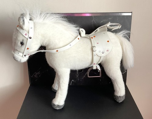Götz vintage 1999 white plush - vintage,