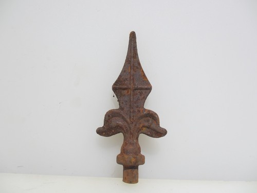 Vintage iron finial fence top - vintage,