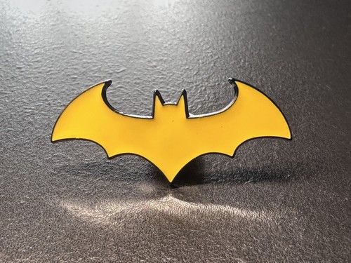 Batman logo enamel pin badge - logo,