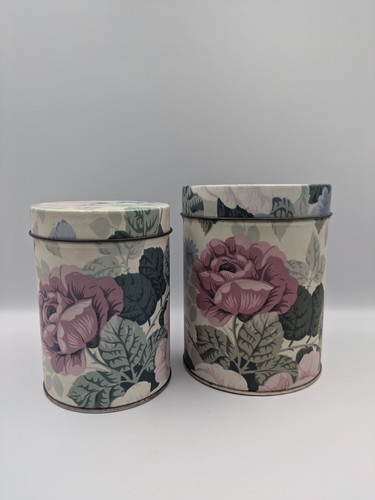 Pair floral biscuit - pair,