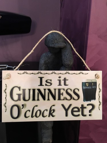 Guinness clock yet man - yet,