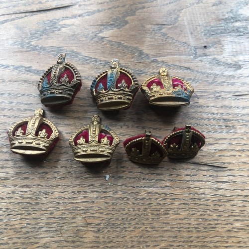 King crown insignia badges - king's,