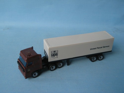 Matchbox convoy daf box truck - convoy,