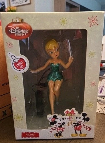 Disney store christmas - disney,
