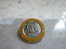 VINTAGE PUG DOG CLUB METAL ROUND BADGE 2.5CM