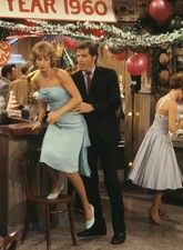 383559 Laverne and Shirley