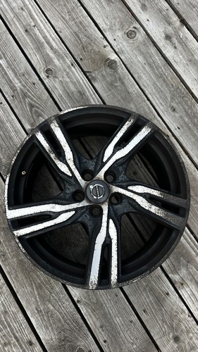 Genuine volvo v40 - volvo,