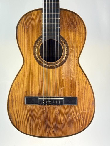 Antique spanish guitar - antique, casa