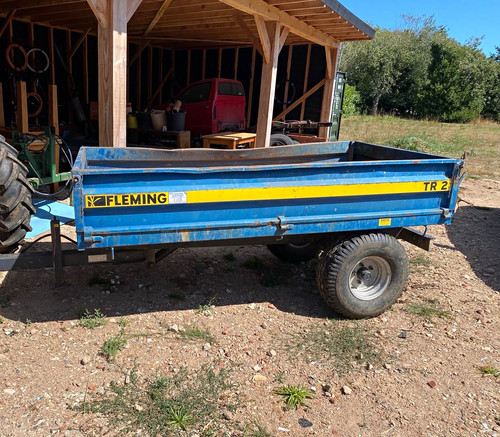 Fleming ton tipping trailer - fleming,