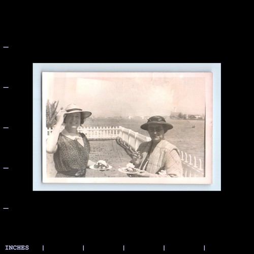 Old vintage photo - photo, eating