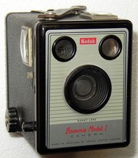 Vintage Kodak Brownie Model 1 Box Camera