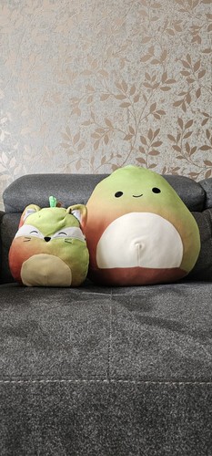 Olexa the pear - pear, squishmallow