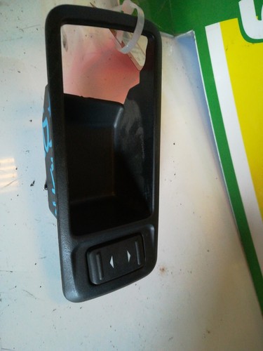 1471913 rear window control