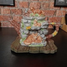 Leonardo fox family decorative